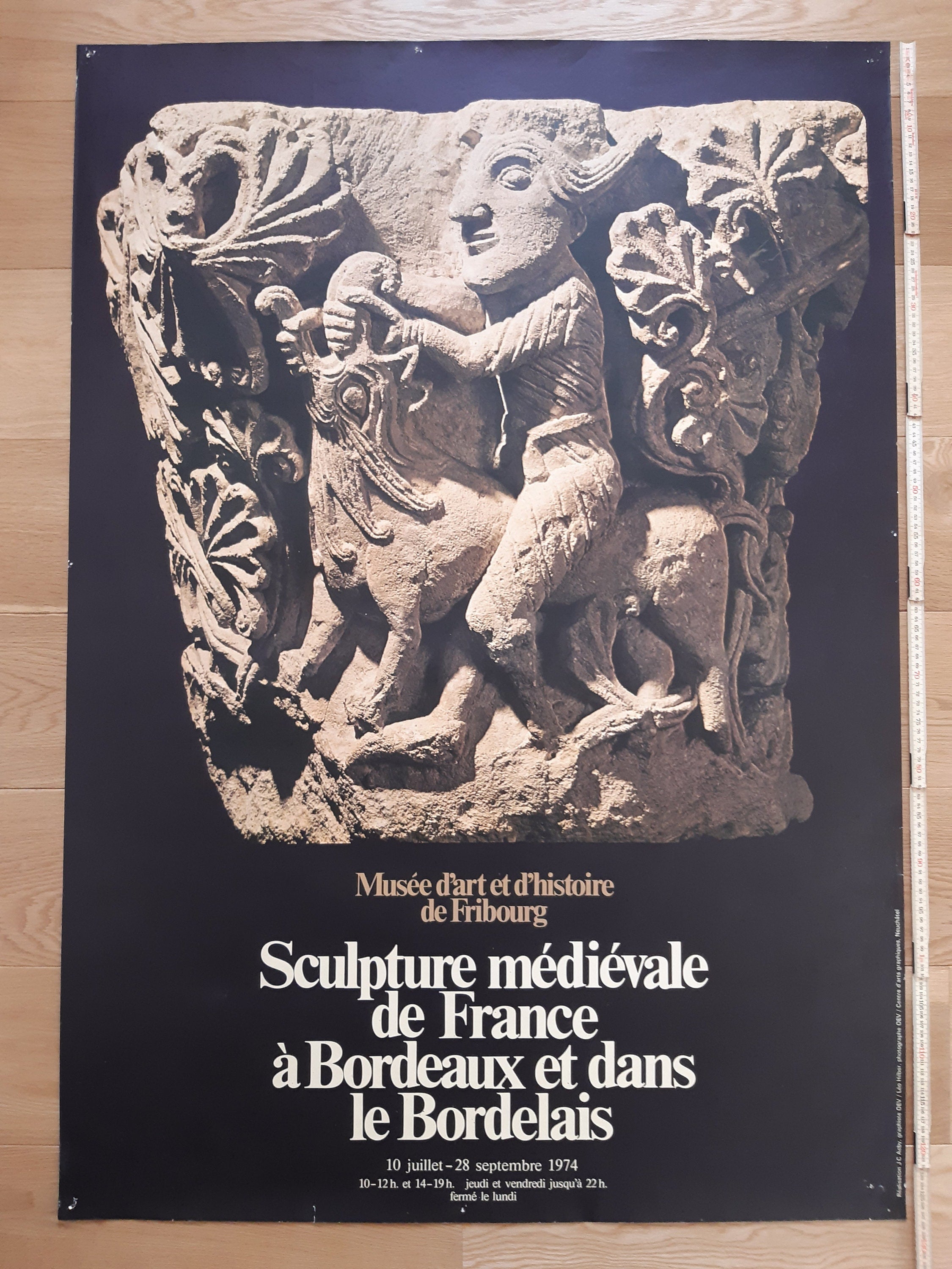 Schweizer Vintage Museums-Ausstellungsplakat mittelalterliche Skulptur – 89×128 cm (35.0"×50.4")