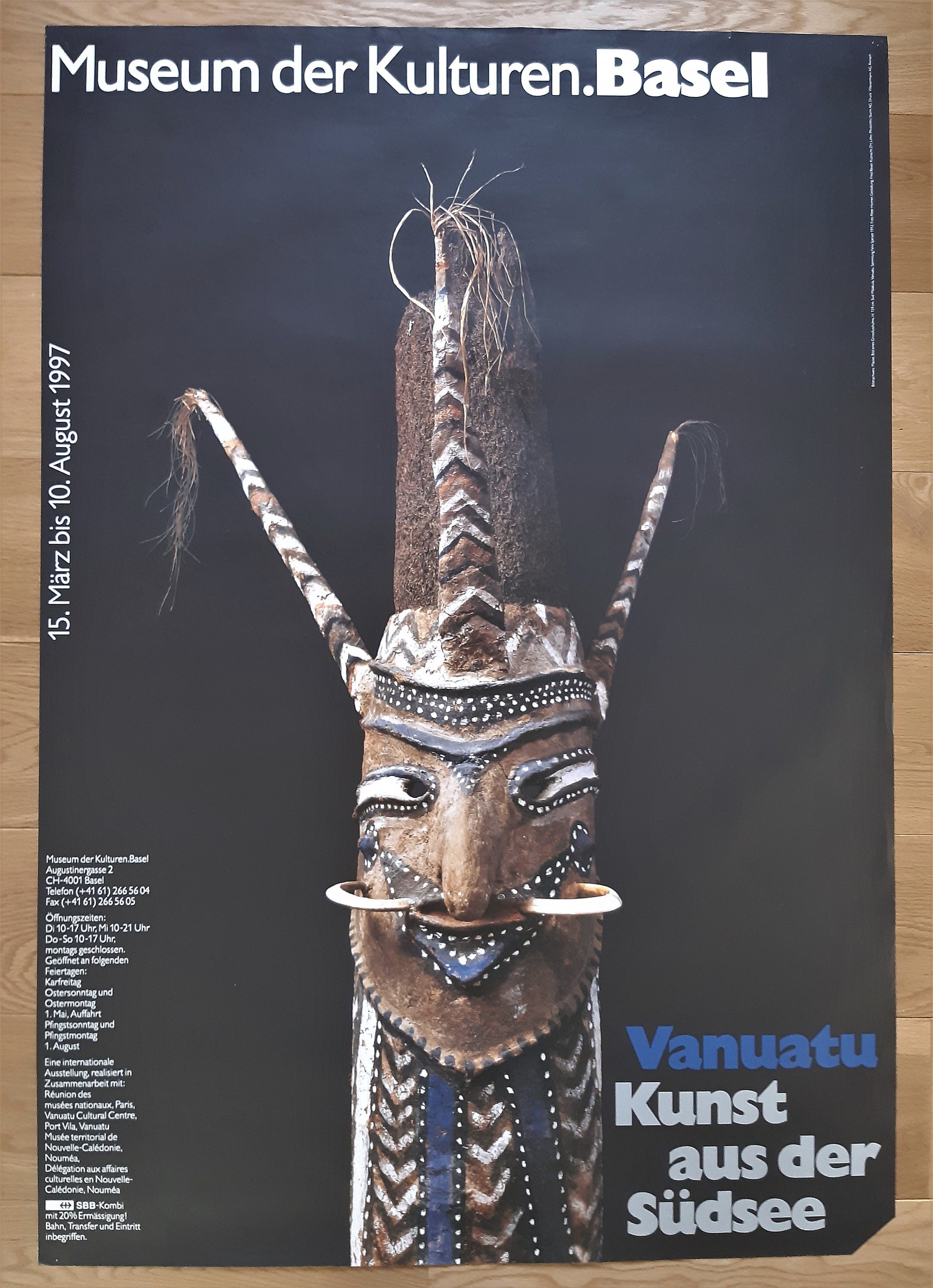 Plakat zur Ausstellung von Stammeskunst aus Vanuatu - 35.4"×50.4" (90×128cm)
