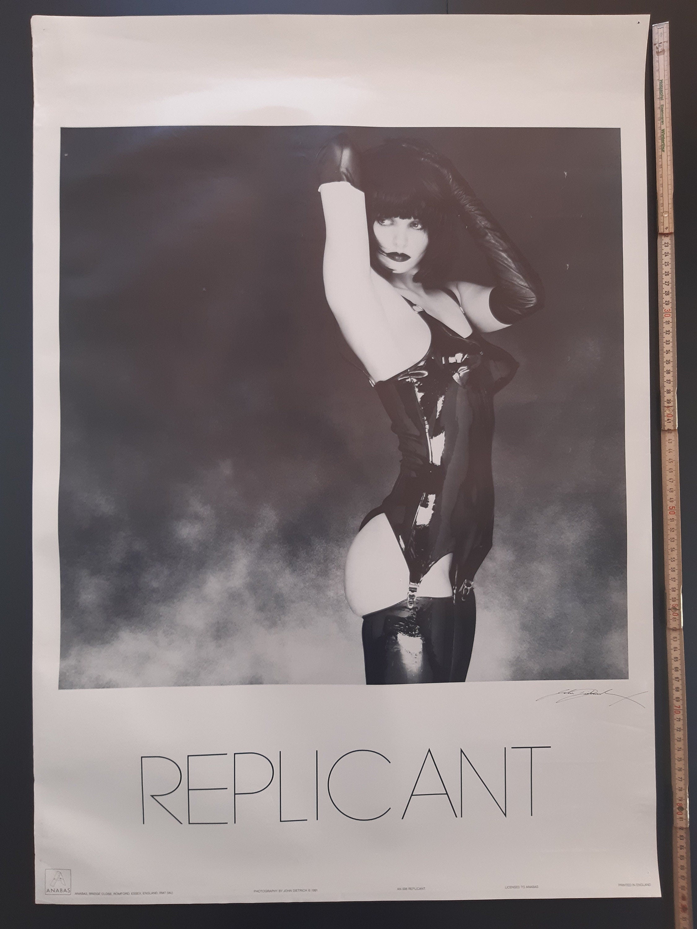 John Dietrich Original Erotik-Kunst-Fotoposter – 62×89cm (24.4"×35.0")